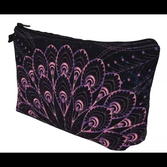 LOVE YOU COSMETIC BAG - Picture 6 of 8